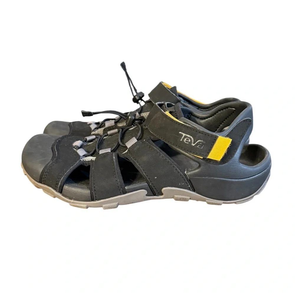 Teva Flintwood Water Shoes Men’s Size 8 Women’s Size 9.5